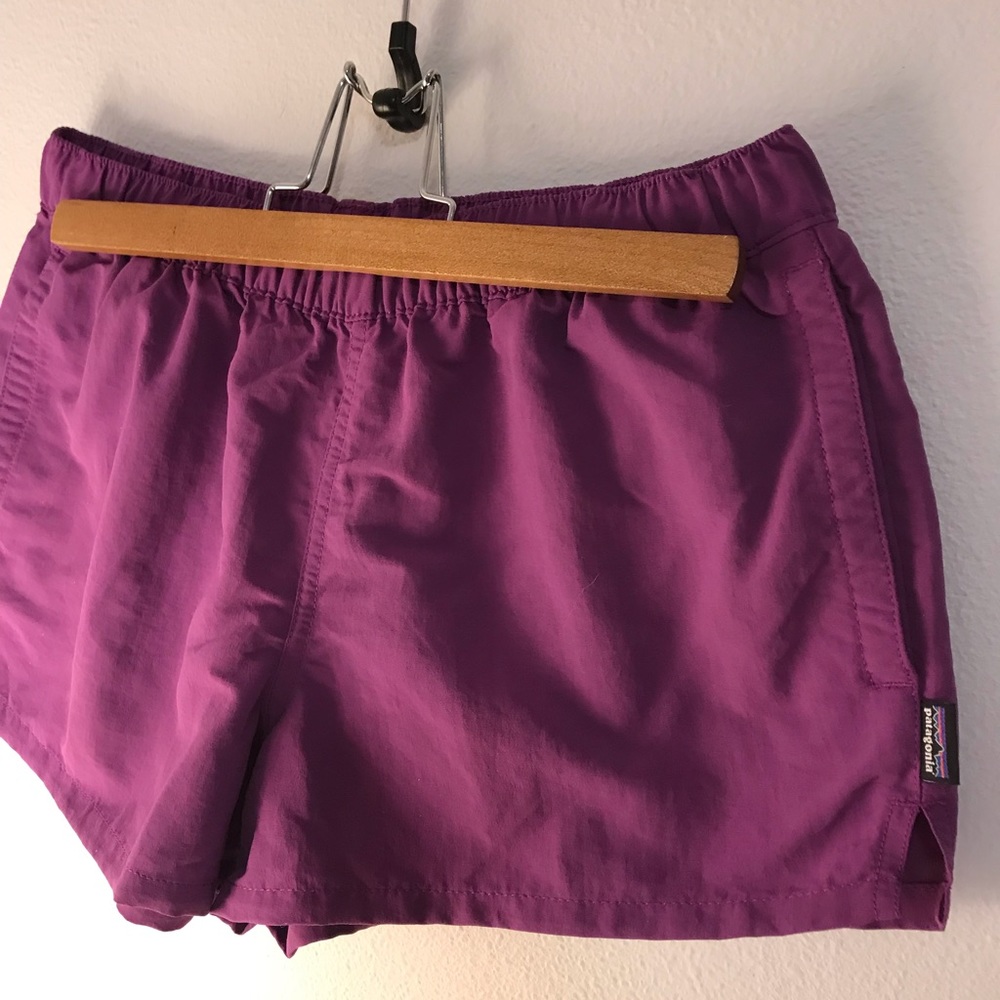 Patagonia barely baggies - Picture 3 of 4